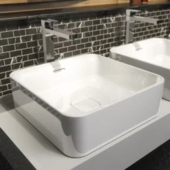 Ideal Standard Edge Waschtischarmatur Mit Verlängertem Sockel, Mit Ablaufgarnitur