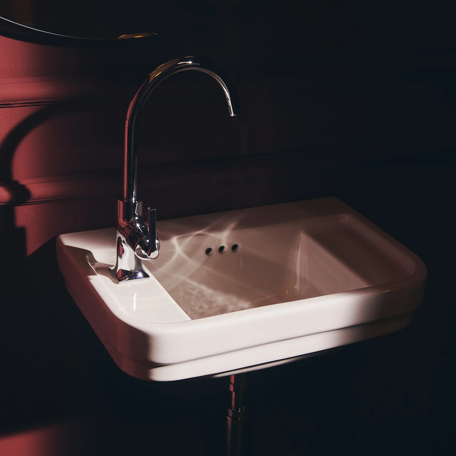 Ideal Standard Calla Handwaschbecken 50 cm, 1 Hahnloch links, mit Überlauf Ideal Standard Calla Handwaschbecken 50 Cm, 1 Hahnloch Links, Mit Überlauf -Ideal Standard ideal standard atelier collections calla badkeramik 9576968